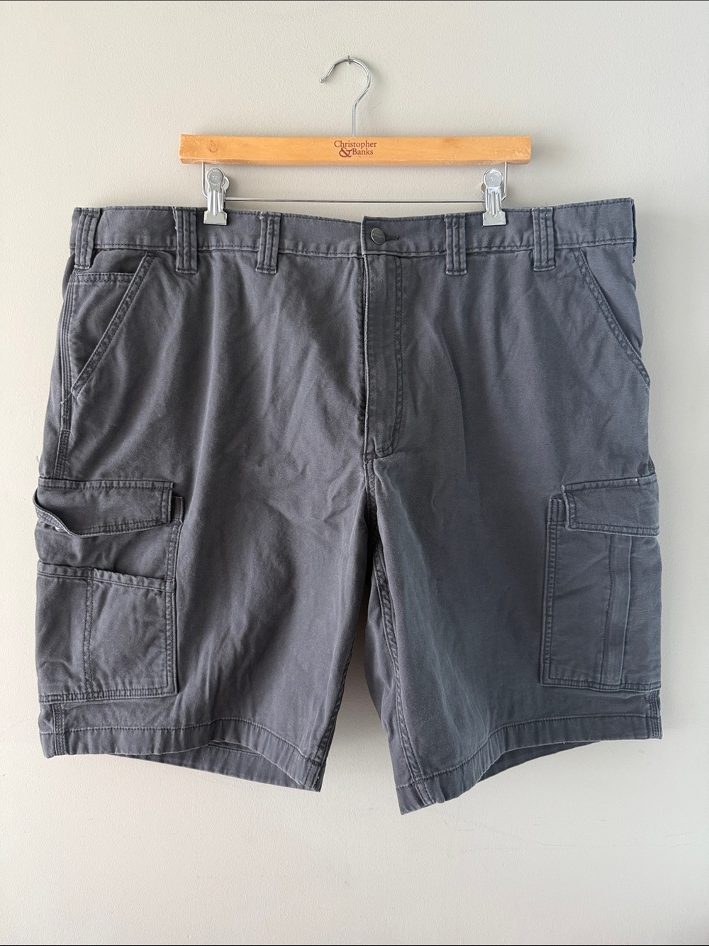 Carhartt | Size 46 Men’s Gray Black Cargo Shorts